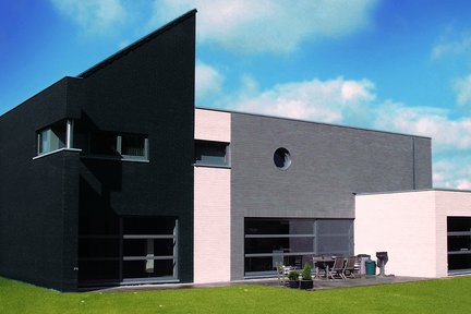 Wybrane kolory elewacji podkreślają nowoczesność bryły